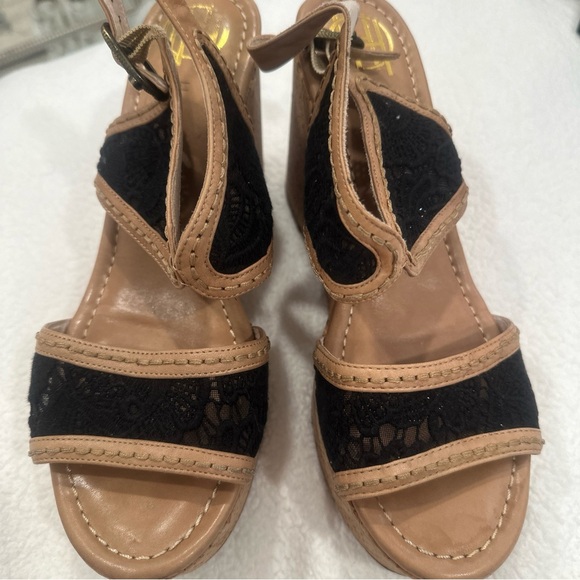 House of Harlow 1960 platform Gladys wedge sandals cork black lace size 40 - Picture 2 of 8